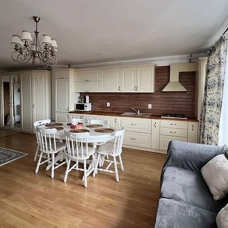 Central Apartment With Panoramic View Braşov Exteriör bild