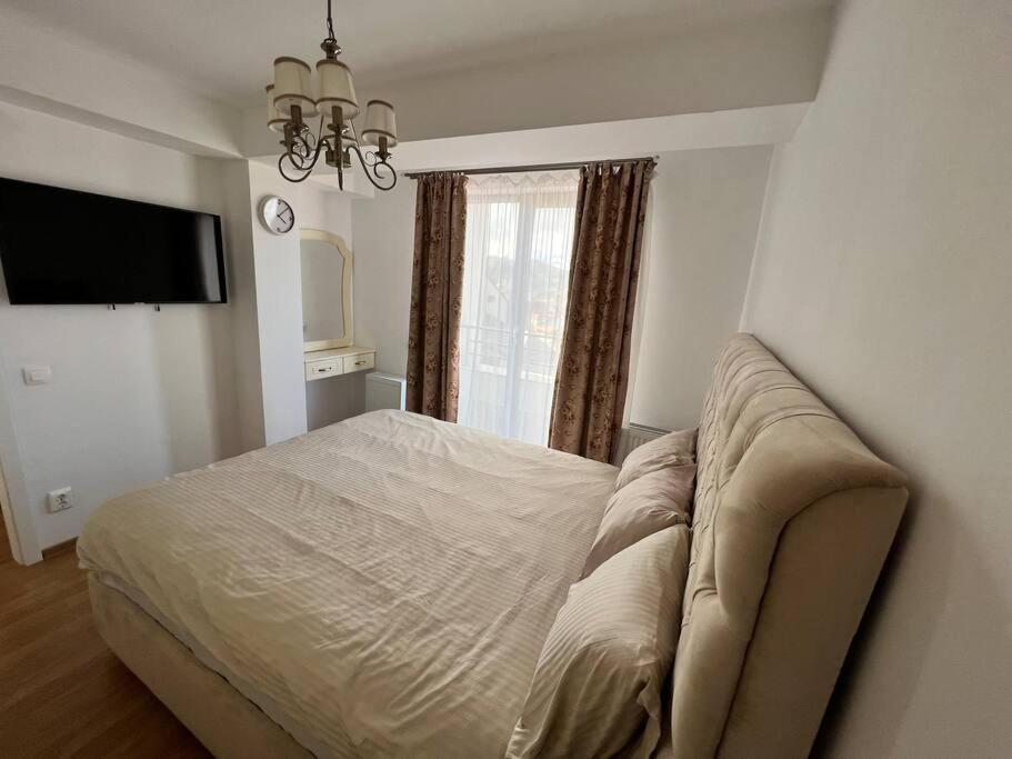 Central Apartment With Panoramic View Braşov Exteriör bild