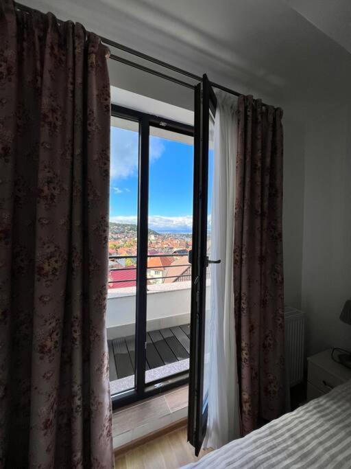 Central Apartment With Panoramic View Braşov Exteriör bild