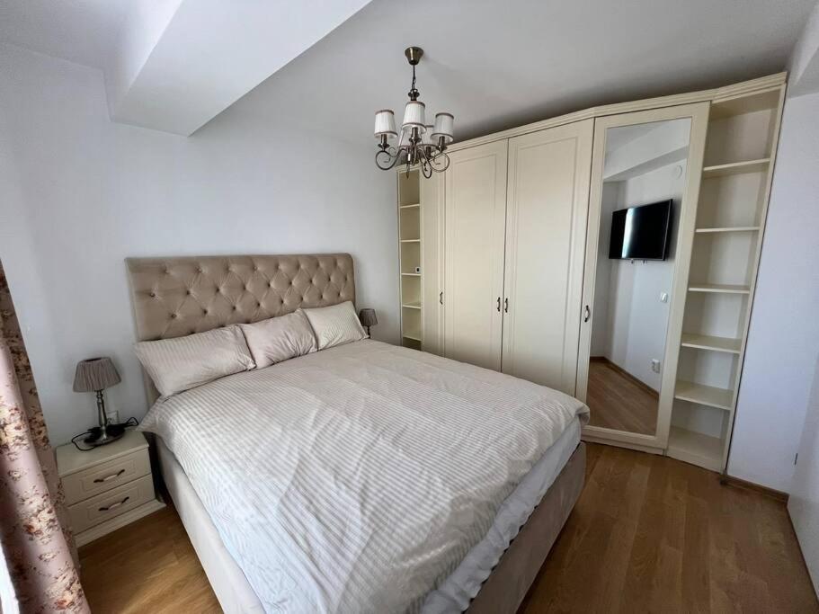 Central Apartment With Panoramic View Braşov Exteriör bild